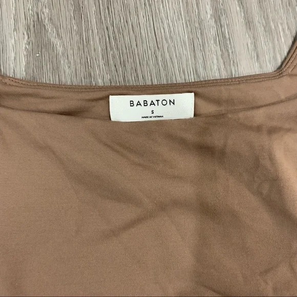 Aritzia Babaton contour bodysuit long sleeve square neck small - Picture 2 of 3